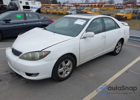 2005 Toyota Camry Se из США, поврежденный, VIN 4T1BE32K15U414717